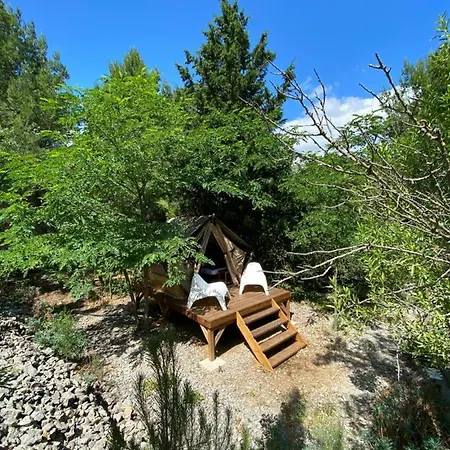 En Pays Cathare Orman Evi
