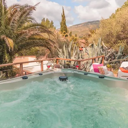 La Peiriere - En Pays Cathare Lodge