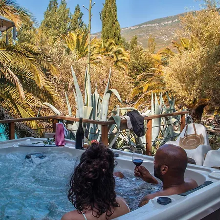 La Peiriere - En Pays Cathare Lodge