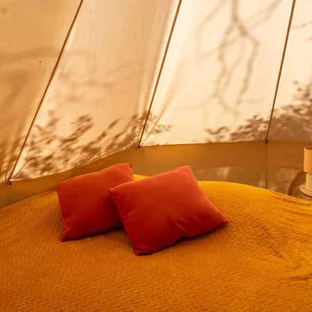 La Peiriere - En Pays Cathare Lodge Tuchan