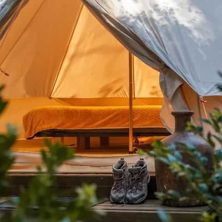 La Peiriere - En Pays Cathare Lodge Tuchan
